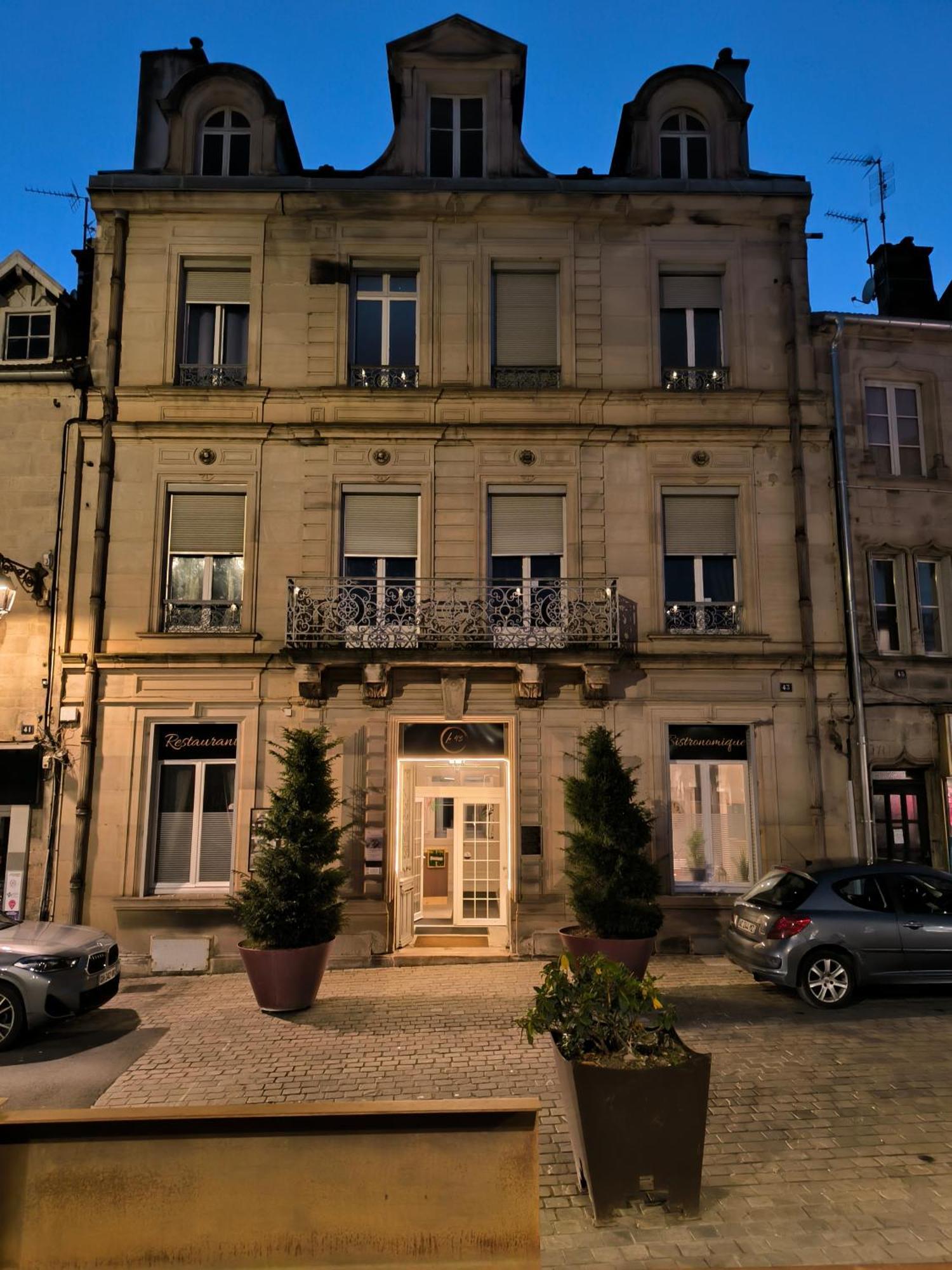Le Napoleon Hotell Luxeuil-les-Bains Eksteriør bilde