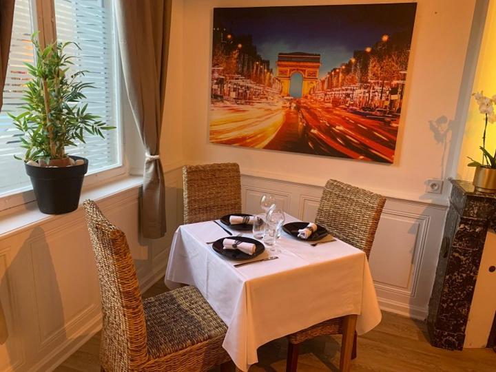 Le Napoleon Hotell Luxeuil-les-Bains Eksteriør bilde