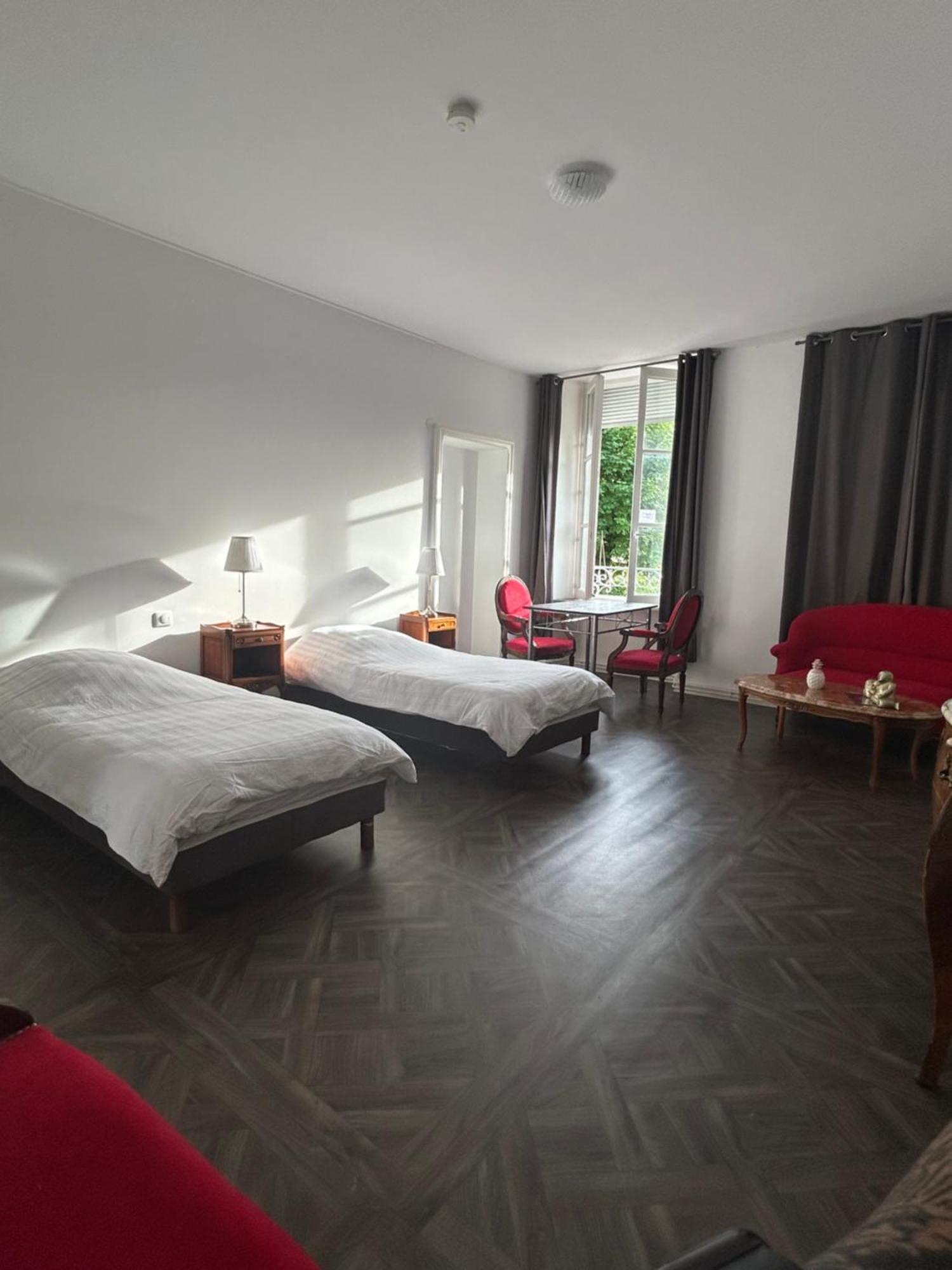Le Napoleon Hotell Luxeuil-les-Bains Eksteriør bilde